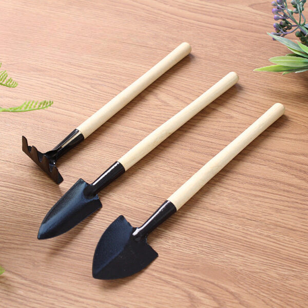 Wholesale Mini Wooden Handle Gardening Tools Three-piece Set