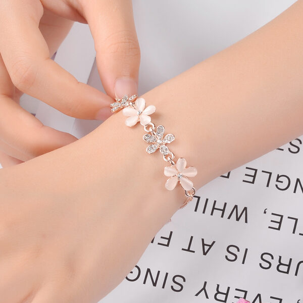 Wholesale New Small Flower Cat's Eye Stone Bracelet