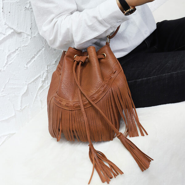 10307336013_236008422 Wholesale Polyester Tassel Bucket Bag