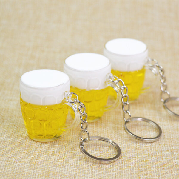 Wholesale Acrylic Imitation Beer Mug Creative Key Chain