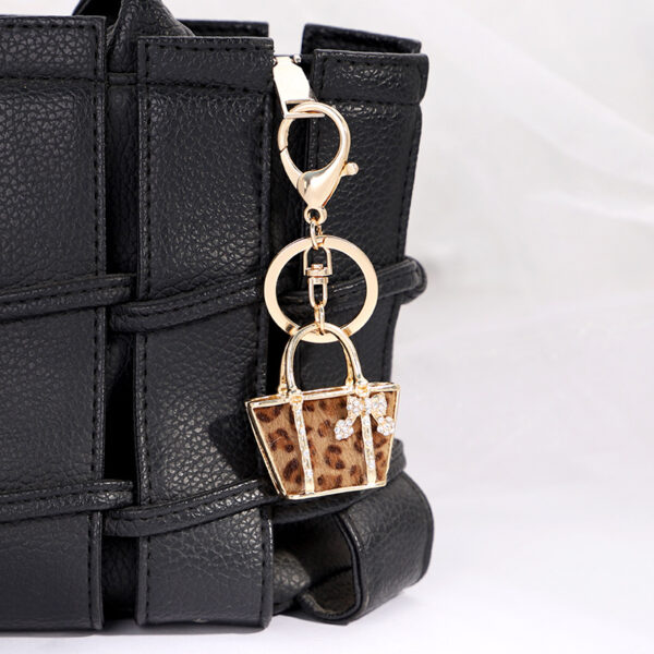 10782653274_949518863 Wholesale Metal Leopard Small Bag Shape Keychain