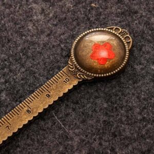 Little Narcissus Red / Dried Flower Bookmark