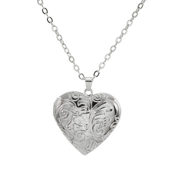 Wholesale Diy Accessories Photo Box Heart-shaped Engraved Pattern Openable Pendant Necklace
