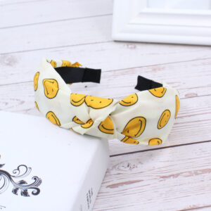 [Smiley face style] creamy-white