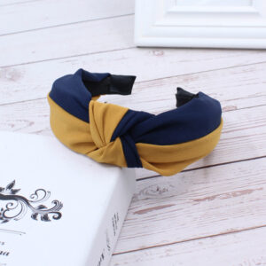 [Color matching] blue and yellow