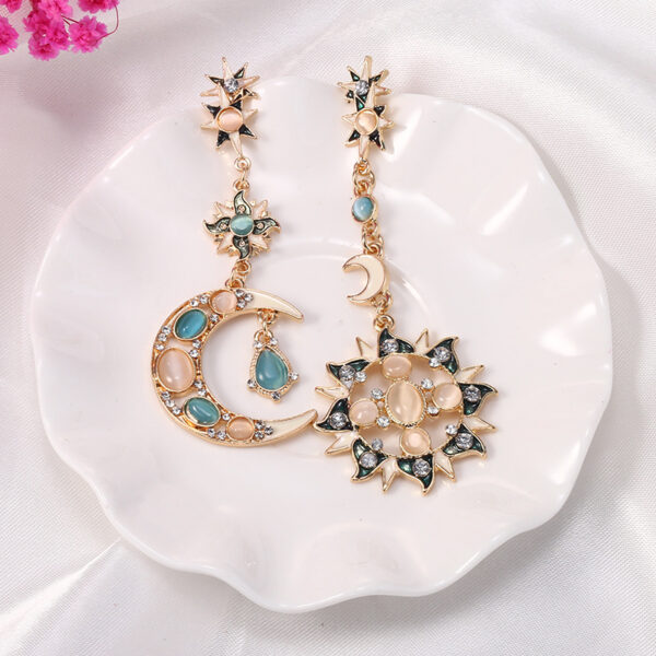 Wholesale Diamond Star Moon Helios Shape Asymmetrical Earrings