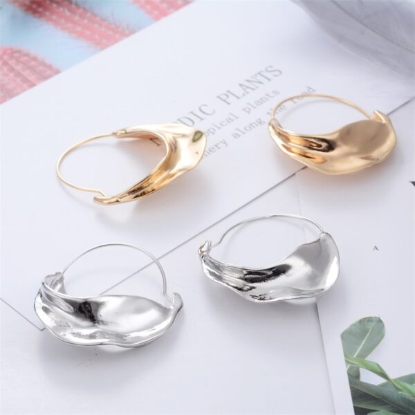 Wholesale Irregular Alloy Flower Basket Earrings
