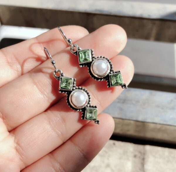 Wholesale S925 Plated Vintage Silver Pearl Square Diamond Long Earrings