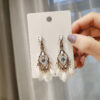 Wholesale Baroque Resort Vintage Alloy Earrings
