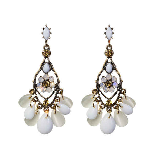Wholesale Baroque Resort Vintage Alloy Earrings