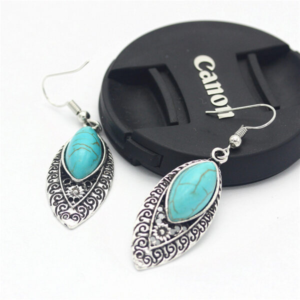 Wholesale Carved Water Drop Turquoise Alloy Earrings