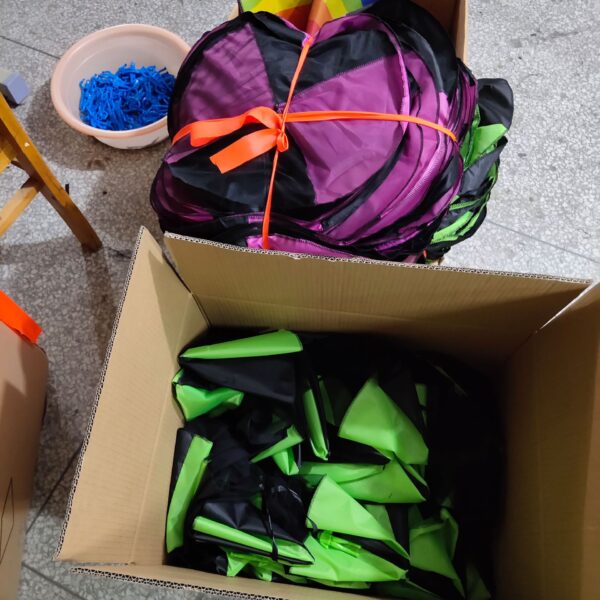 Wholesale Hand Toss Parachute Mesh Baby Supplies