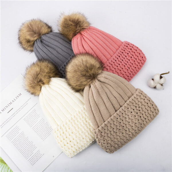 Wholesale Acrylic Wool Ball Wool Hat