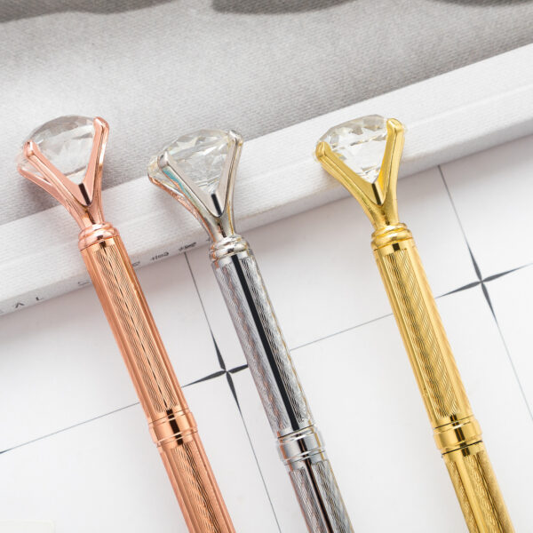 Whoelsale Pens Large Diamond Pens Office Stationery Crystal Pens Metal Ballpoint Pens