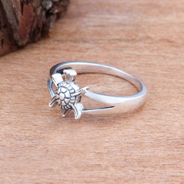 Wholesale Alloy Personality Turtle Ring