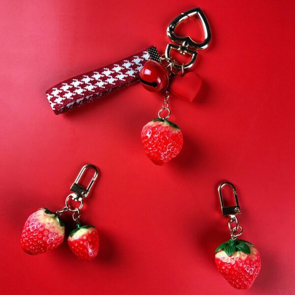 Wholesale Metal Strawberry Bell Keychain