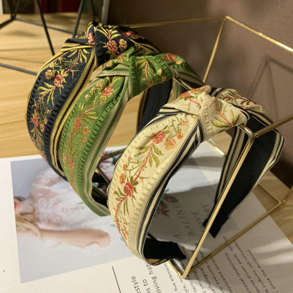 Wholesale Embroidery Retro Knotted Wide Fabric Headband