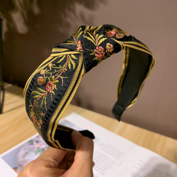 Wholesale Embroidery Retro Knotted Wide Fabric Headband