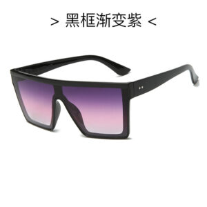 Figure / Black frame gradient purple