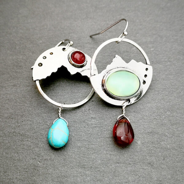 Wholesale Vintage Onyx & Turquoise Metal Earrings