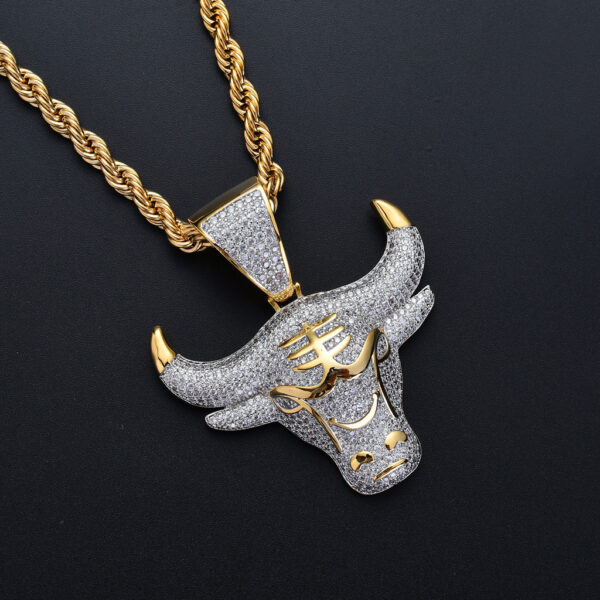 Wholesale Micropaved Zirconia Bull Head Men's Necklace Sweater Chain