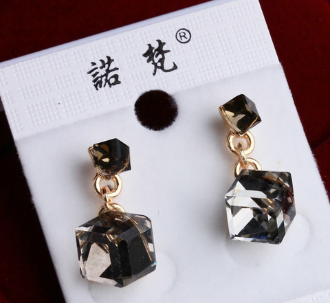 Wholesale Double Crystal Cube Multicolor Alloy Earrings