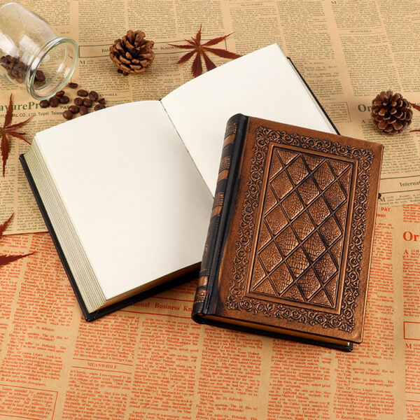 Wholesale Ultra Thick Pure Handmade Business Faux Leather Embossed Gold Edged Retro Notebook