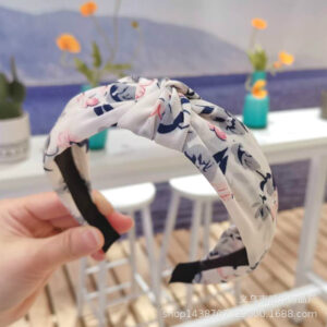 [Floral] white powder