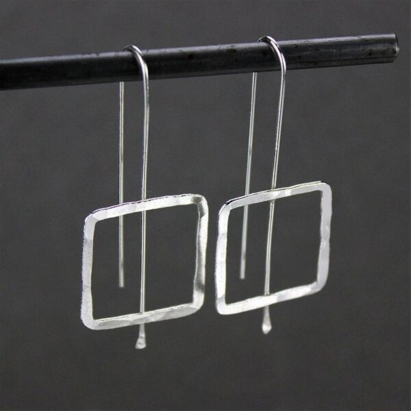 Wholesale Square Threaded Two Tone Alloy Earrings
