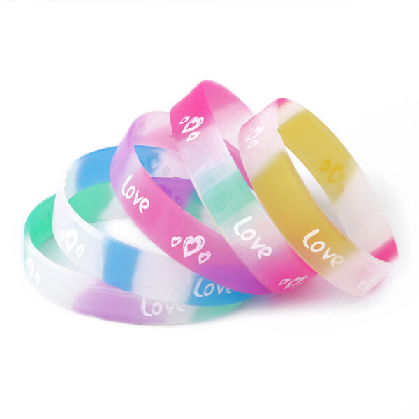 Wholesale Love Peach Heart Silicone Luminous Sports Running Bracelet