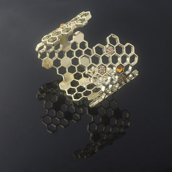 Wholesale Honeycomb Hollow Alloy Bracelet