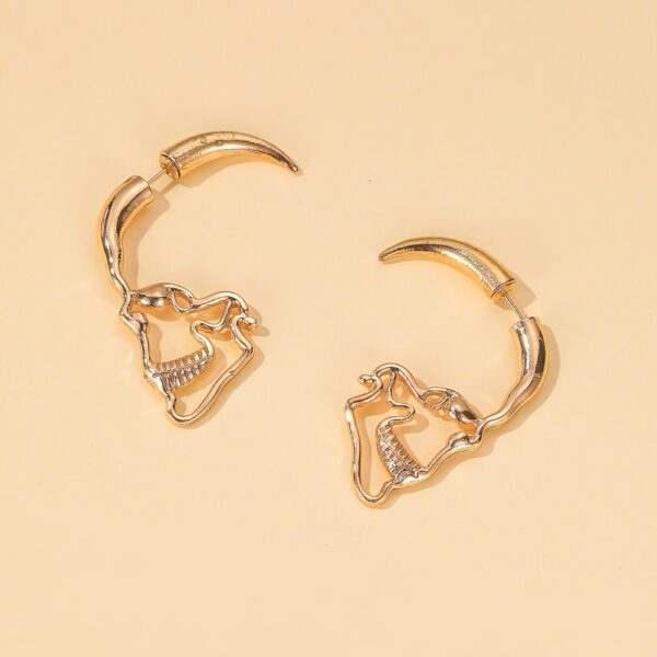 Wholesale Hollow Piercing Human Face Punk Style Earrings