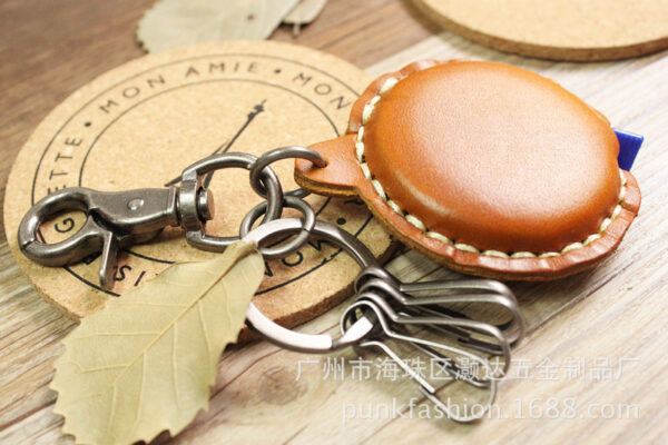 Wholesale Creative Cowhide Keychain