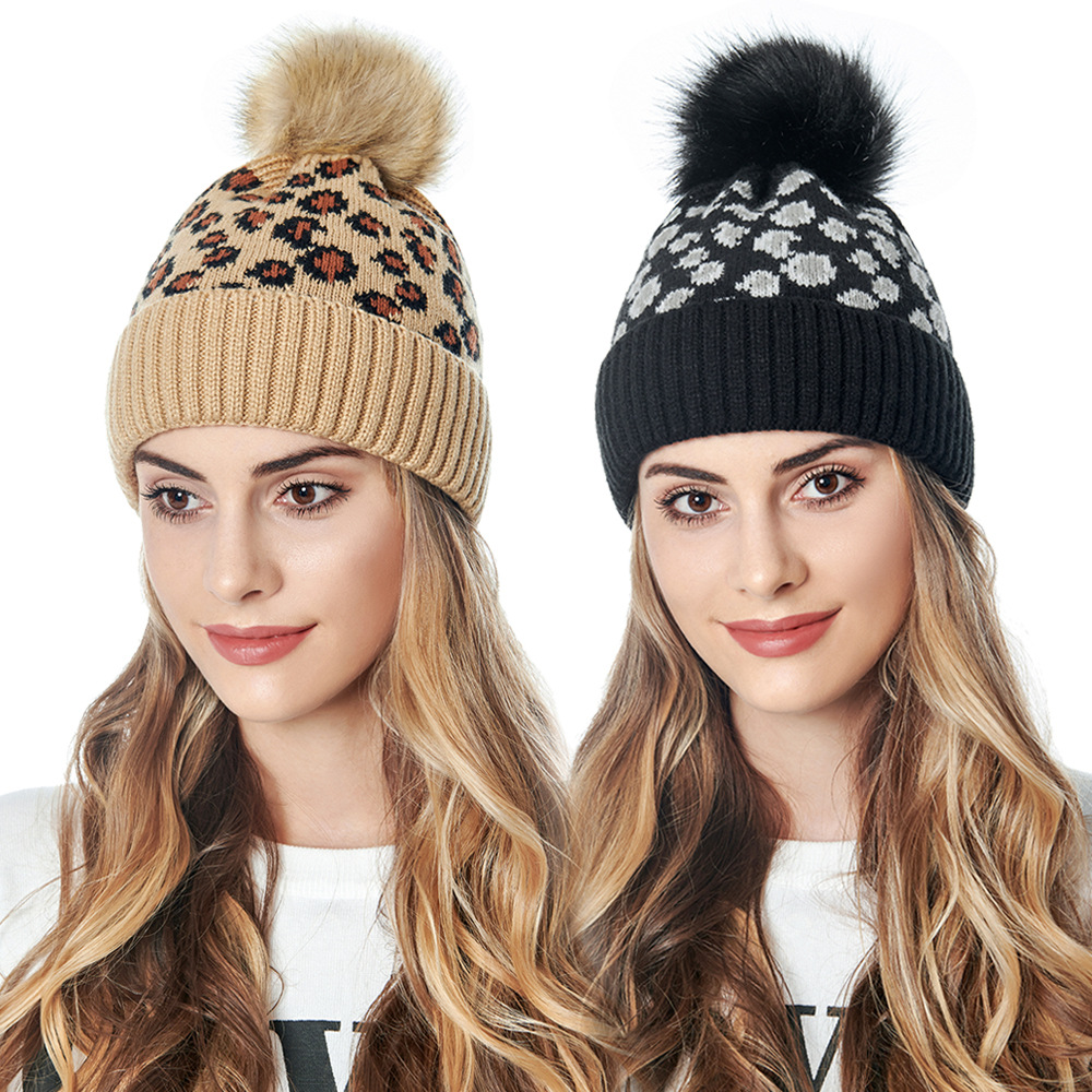 Wholesale 2020 autumn and winter knitted hat chilen Amazon leopard wool knitted hat fashion warm big fur ball hat