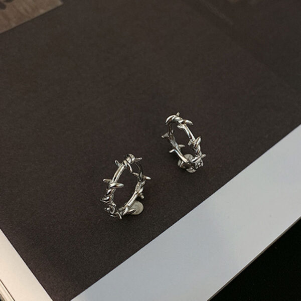 19466085817_221022580-1 Wholesale 925 Silver Thorn Earrings