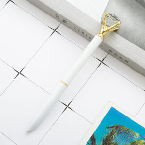 Bullet type 1.0 / White (gold pieces)