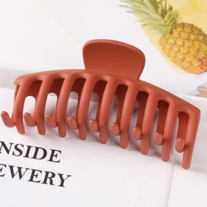 Frosted S109-6# brick red 11cm grab clip / Independent OPP bag packaging