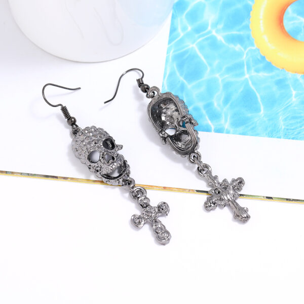 Wholesale Skull Cross Alloy Earrings