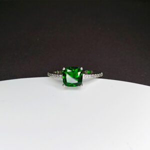 Green Treasure [White Gold]] / Opening adjustable