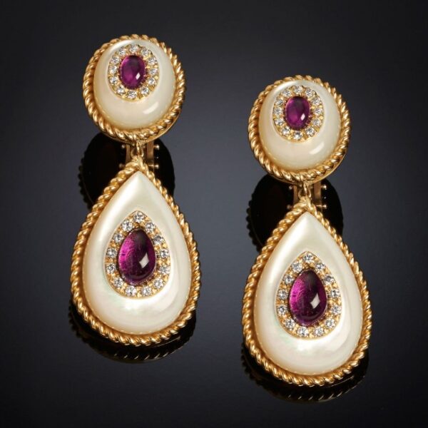 Wholesale Gold Plated Diamond Gems Metal Earrings