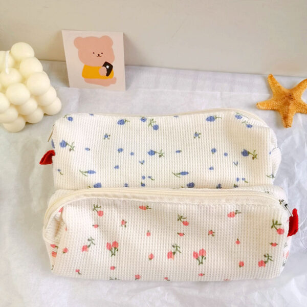 Wholesale Simple Small Floral Cotton Pencil Case