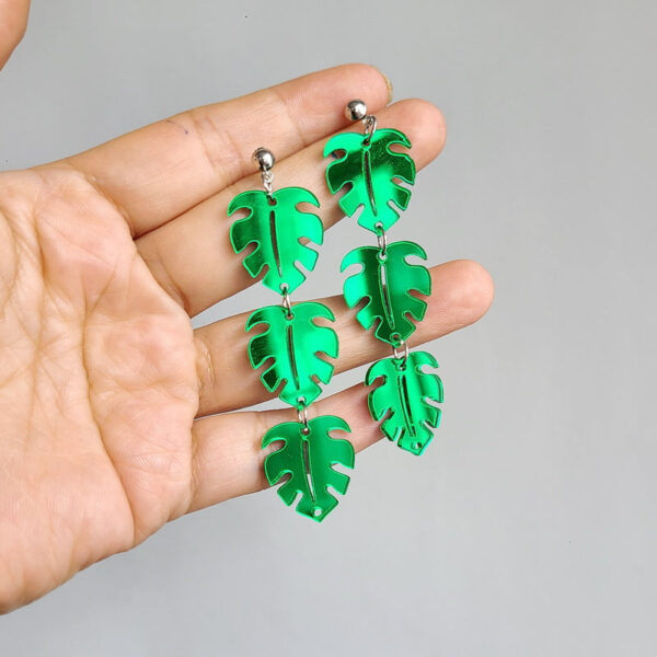 Wholesale Mirror Green Turtle Leaf Earrings