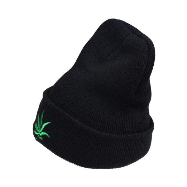 21606069109_1969168808 Wholesale Autumn and Winter Maple Leaf Wool Knitted Warm Pullover Hat