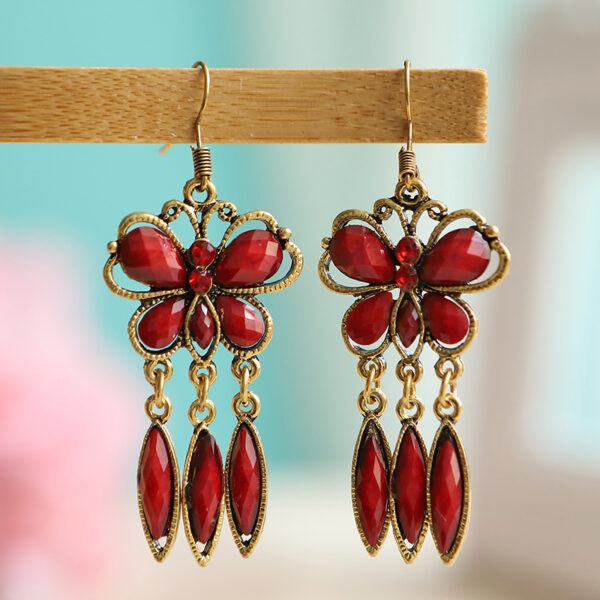 Wholesale Creative Personality Exaggerated Ethnic Style Butterfly Hole Green Acrylic Simple European and American Earrings