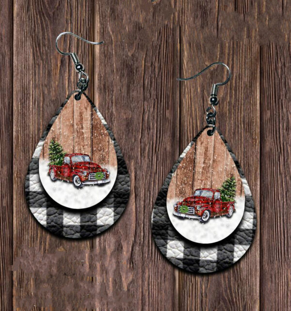 Wholesale Christmas Tree Car Leather Droplet Earrings