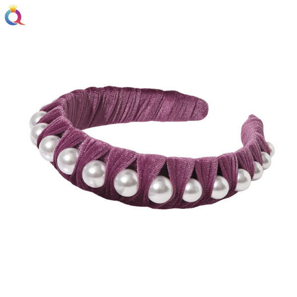 Wholesale of New Autumn and Winter Velvet Woven Pearl Hair Bands