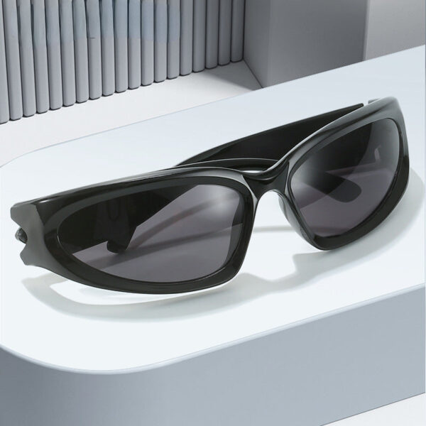 Wholesale Y2k Retro Sense of Technology Cyberpunk Cycling Sports PC Sunglasses
