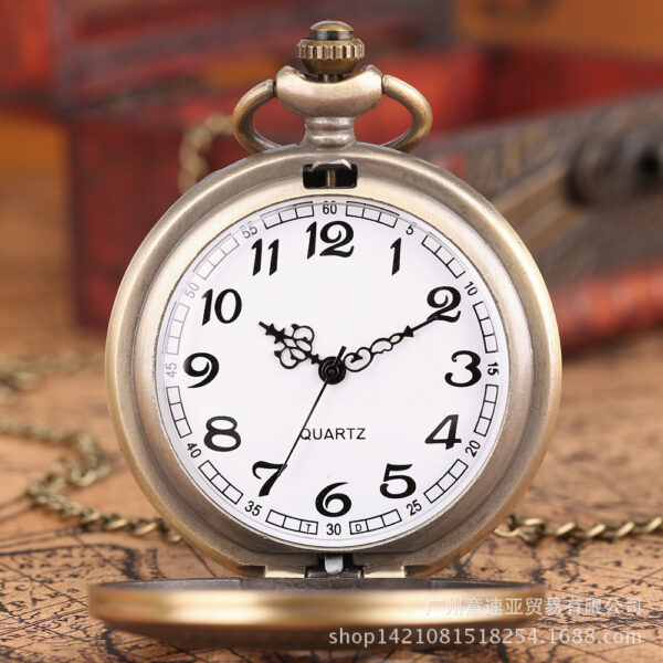 Wholesale Hollow Personalized Hollow Five-pointed Star Bronze Pocket Watch