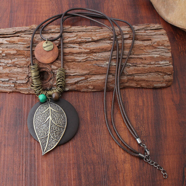 4568582456_1101126382 Wholesale Alloy Patterned Leaf Pendant Long Necklaces