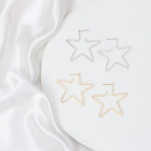 Wholesale Metal Hollow Five Pointed Star Earrings